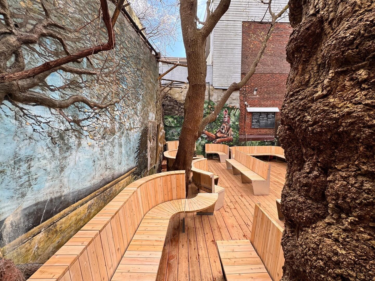 Nouveaux bancs sur la terrasse